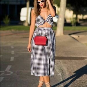Zara Navy Blue and White Tie Front Cutout Gingham Dress size M